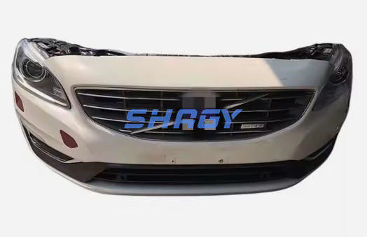 Cortar o nariz da frente para o Volvo S60 2014-2017 V60